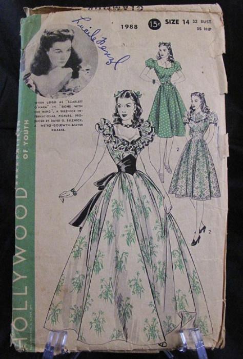 Hollywood Pattern #1988 Vivian Leigh as Scarlett O'Hara in "Gone with the Wind" Picnic Dress