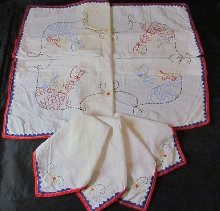 Hand Embroidery Sun Bonnet Sue Luncheon Cloth & 4 Napkins with Red binding & Rick Rack Boarder