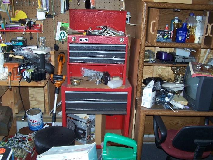 TOOL CHEST & MORE
