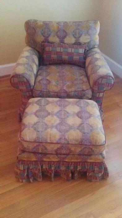 Comfy chair w/matching ottoman
