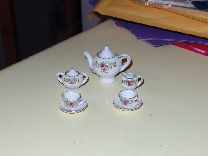 children's tea set
