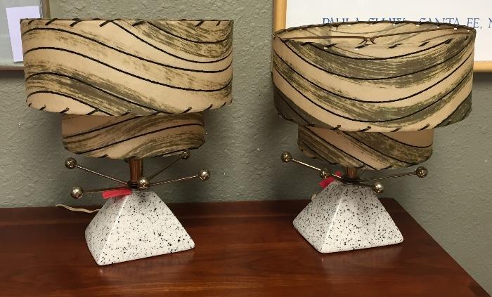 Very cute mid-century lamps!