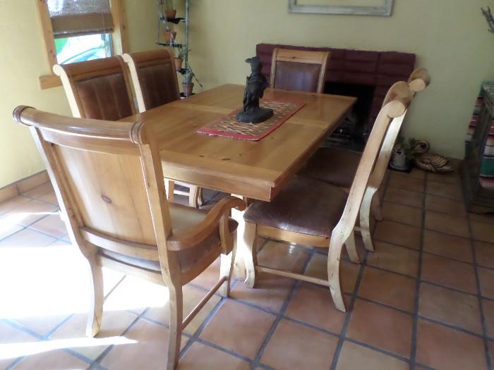 Western Knotty Pine Table-6 chairs