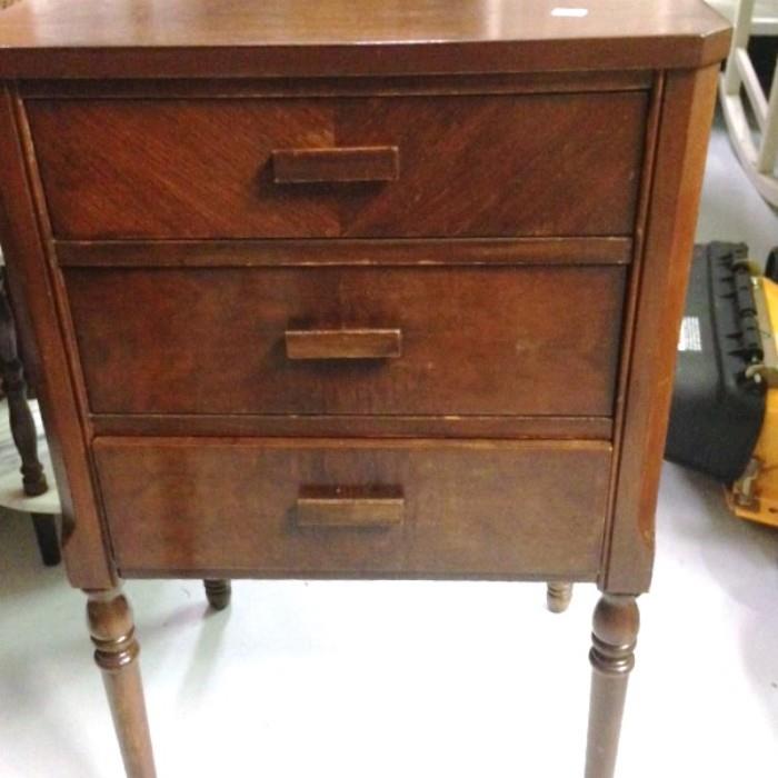 Early Walnut William & Mary 3 Drawer Cabinet