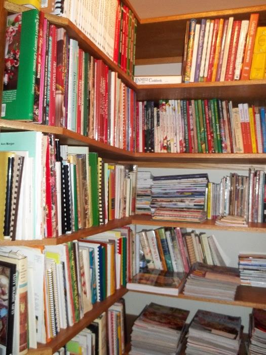 This is cookbook alley! If you are into cookbooks or looking for a particular one, it may be here. There are two huge areas loaded with nothing but cookbooks.