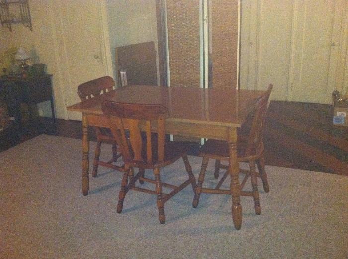 Another small dinette set. 