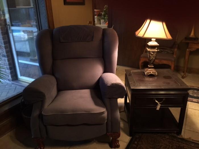 2 wingback chairs, and 2 end tables with drawers