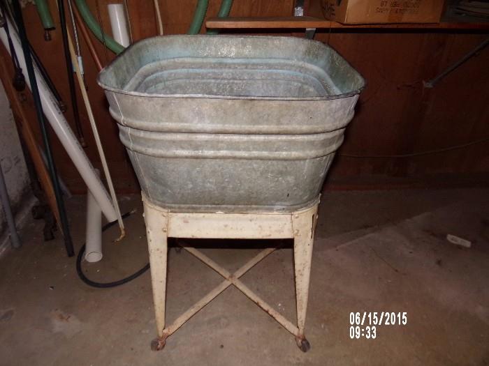 Metal wash-tub and stand