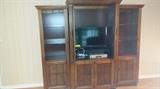 Entertainment center
