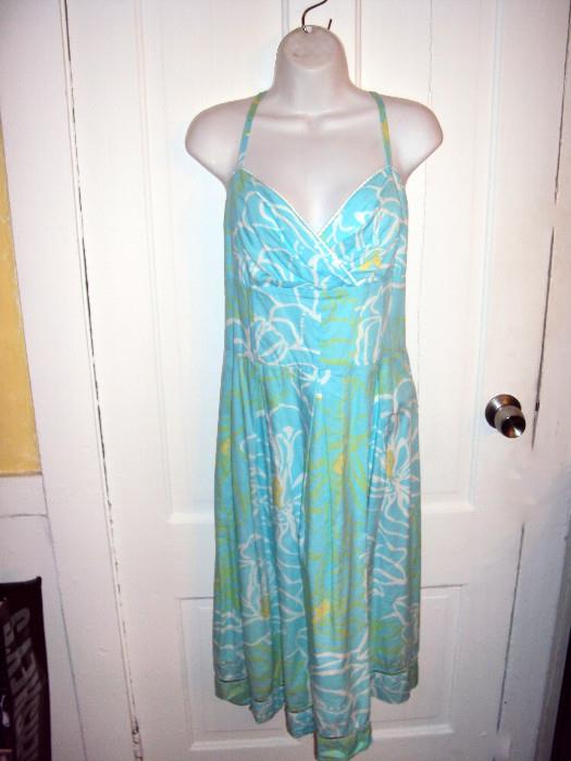 Genlty worn Lilly Pulitzer