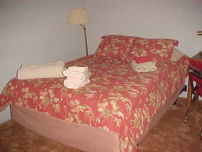 Queen Size Bed, Bedding & Floor Lamp