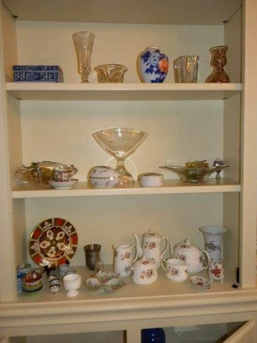 Duncan Miller glass and Imari porcelain