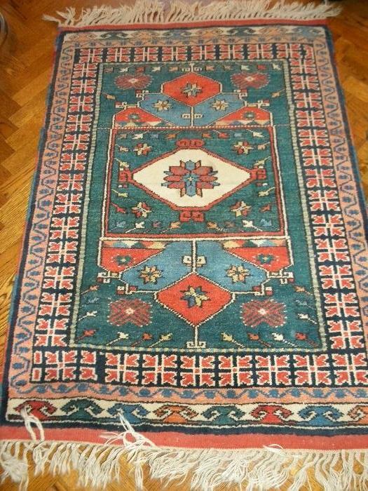 3x5 vegetable dyed rug