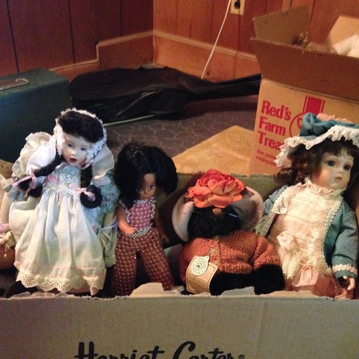 Large collection of dolls.