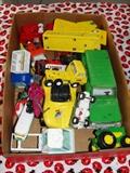Misc small toys.