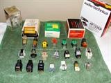 Great collection of vintage stereo phono cartridges.