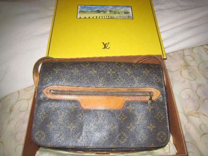 Louis Vuitton Purse / Handbag with Original LV Box