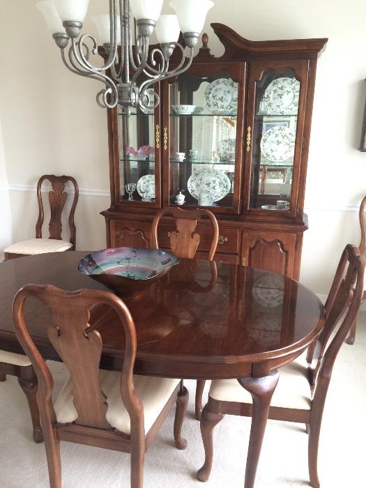 Thomasville Dining Table and Chairs, China Cabinet 
*** This is a Pre-Sale item; Available for Pick-up
ON or AFTER July 16th ***