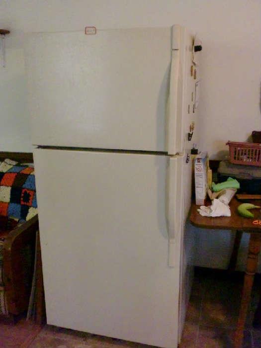 Kenmore Almond Refrigerator