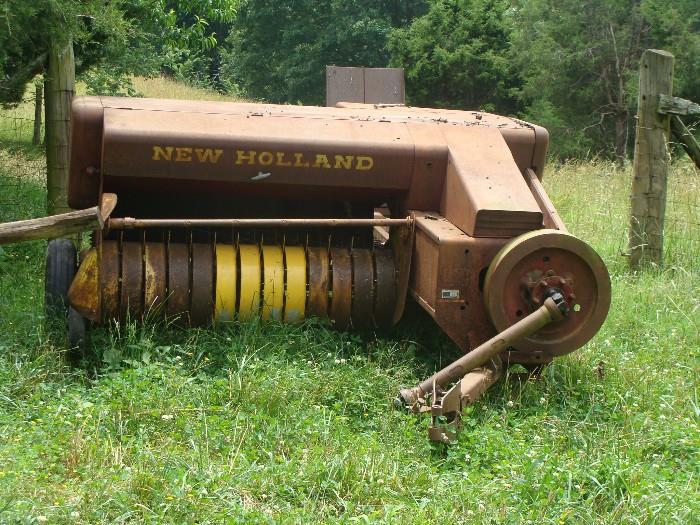New Holland Square Hay Bailer