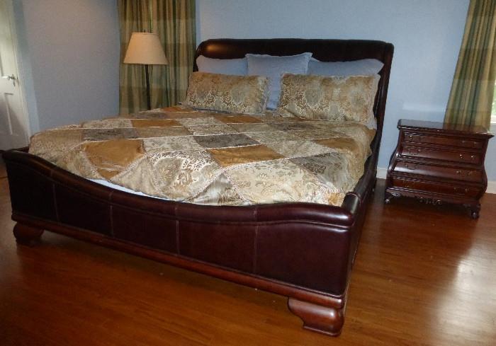 Leather King Sleigh Bed (Not inc. Mattress Set)