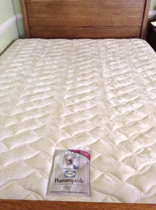 Newer double/full size Sealy Posturepedic mattress & box spring.  