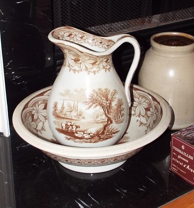 ANTIQUE STAFFORDSHIRE TRANSFERWARE BROWN BOWL AND PITCHER