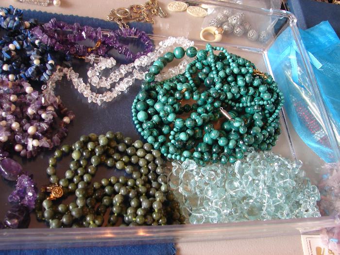 More beads: malachite, spinach jade, amethyst, aquamarine.
