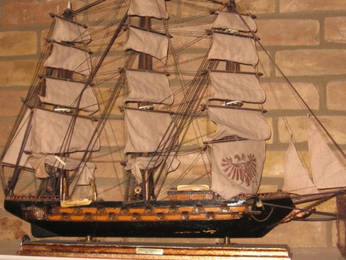  "Fragata Espanola" mantle ship
