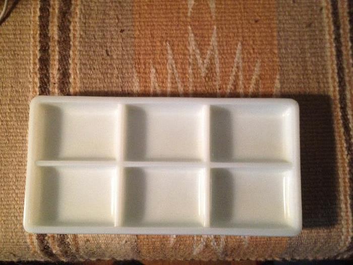 Milk glass tray American Cabinet Co. for dentist's tools 1 of 13