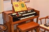 Wurlitzer Organ in good working condition.