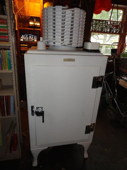 Great shape - General Electric refridgerator from 1930's