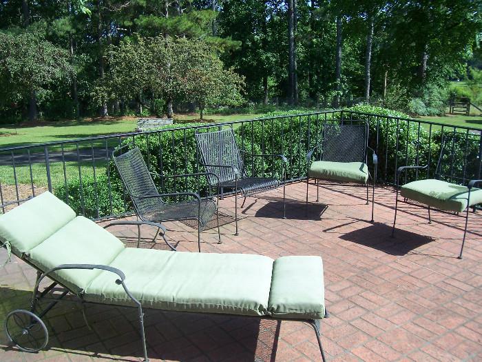 Patio Furniture $200 for All Pieces (7 piece total)