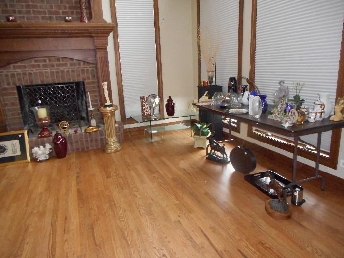 Lots of Decorative items, Pedestals, Candle Holder's, Wall Decorations, Crystal items and Modern Glass Cocktail Coffee Table
