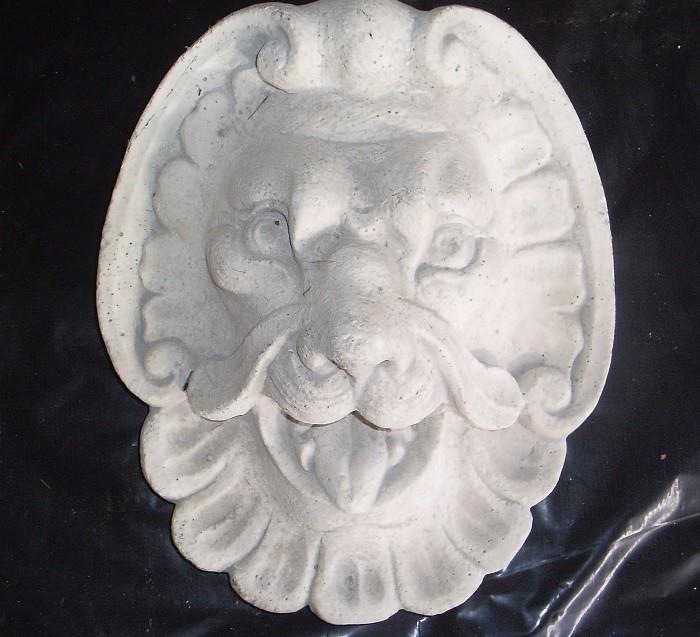 Beautiful Concrete Stone Lion Head