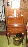 LADIES WRITING DESK/DROP FRONT
BLUE AND WHITE WEDGEWOOD LAMP