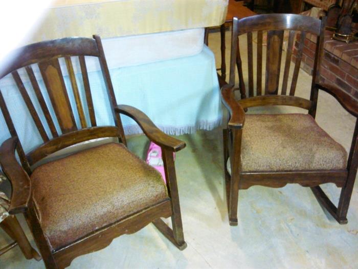 His and hers rocking chairs