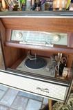 Shortwave Radio and Turntable- Stunning!