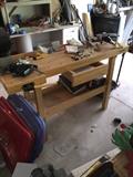 WOODWORKING BENCH