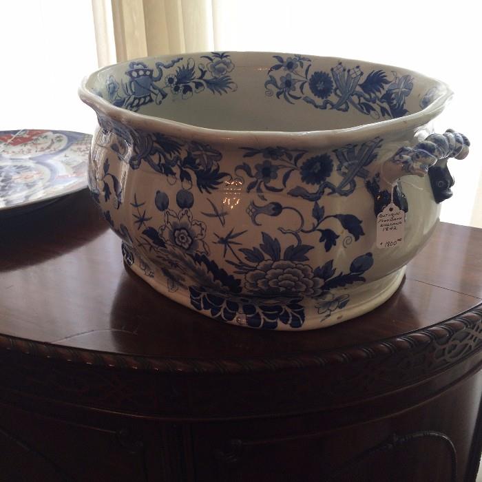 Especially fine antique English blue & white foot bath (1842)