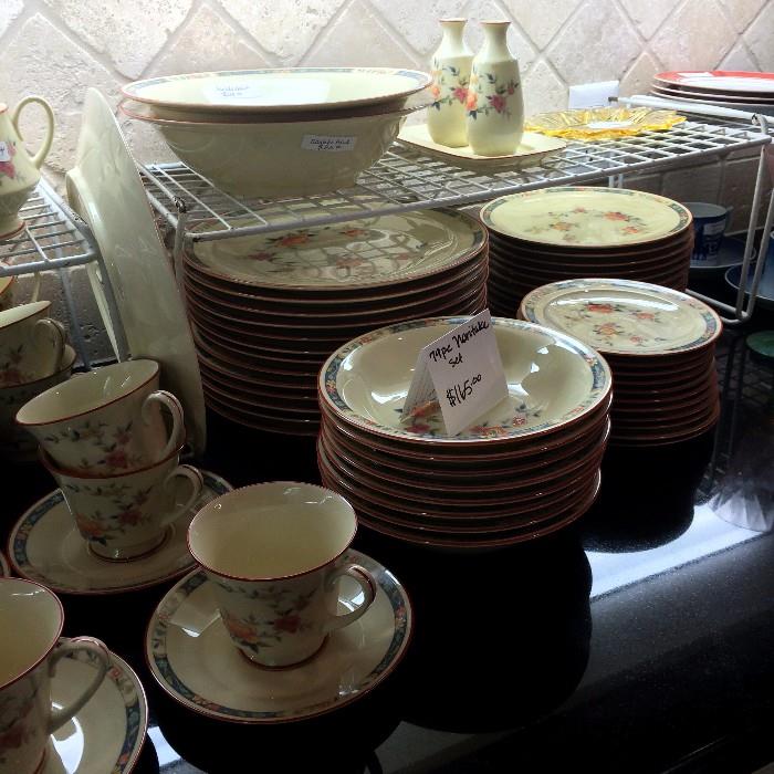              Noritake "China Song"