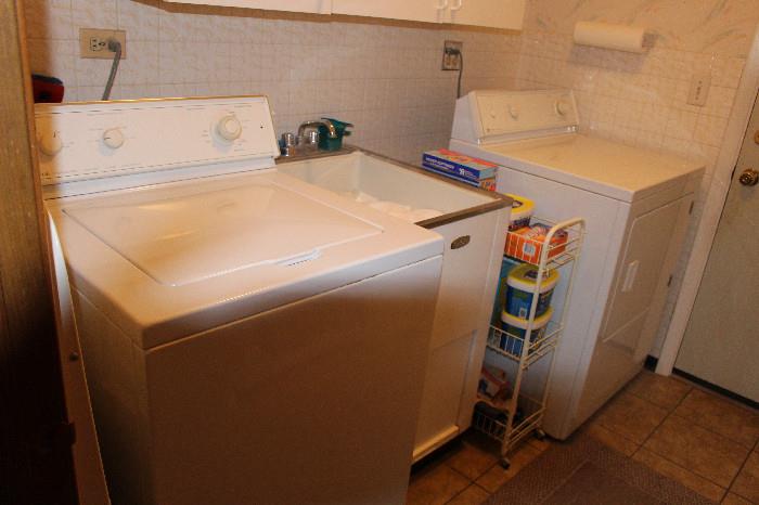 Maytag washer and dryer in great shape!