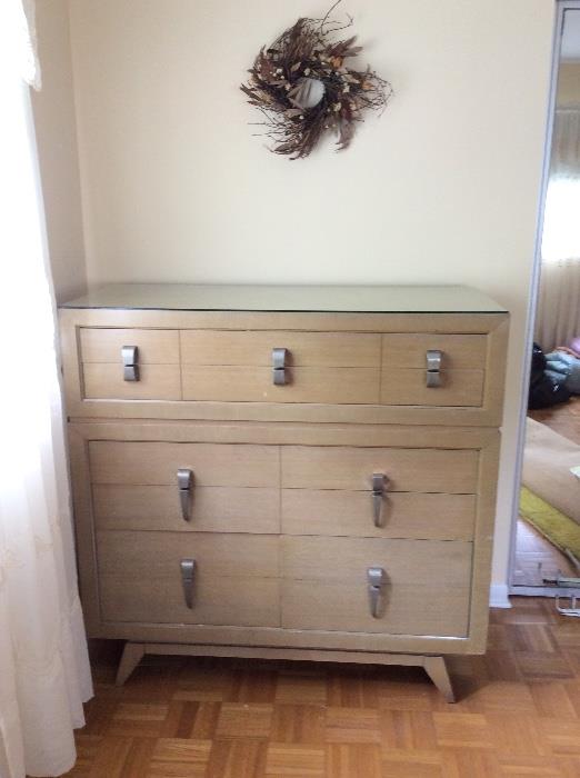Vintage modern bedroom furniture men's chest with top glass cover.  Original hardware - good condition
