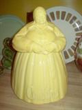 Rare McCoy Yellow Mammy Cookie Jar