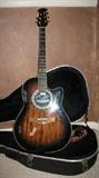Kaman Ultra Deluxe Ovation
Ultra 1528D Electric Guitar
Guitar and Case
Serial # 345533