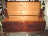 Antique Cedar Lined Mahogany Hope Chest 