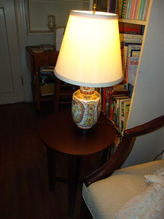 Oriental design lamp