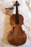 Vintage fiddle, refurbished and ready to go!
