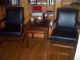 More furniture and decor for your home office.