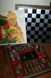 Alice in Wonderland chess set.